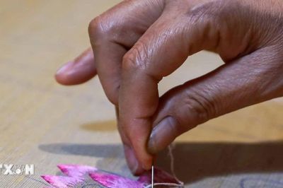 Thêu tay Quất Động: Gần bốn thế kỷ trên đầu mũi kim