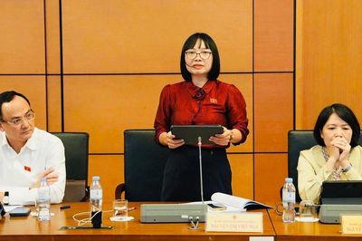 Đại biểu Nguyễn Thị Việt Nga: Cần làm rõ cơ chế xử lý vi phạm giám sát điện tử sau cai nghiện ma túy