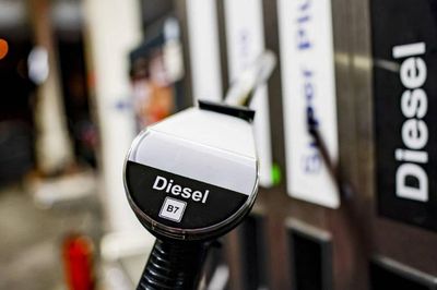 Reuters: Các nhà máy lọc dầu Nga đang đẩy mạnh sản xuất dầu diesel