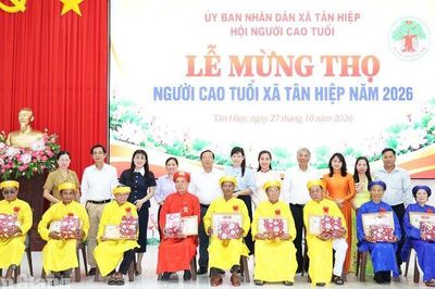 Tân Hiệp mừng thọ 716 người cao tuổi