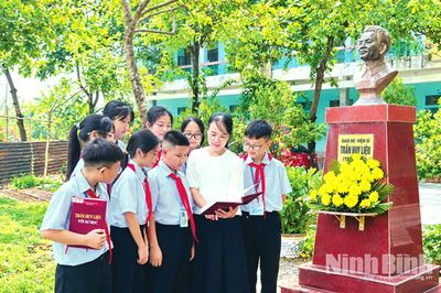 Giáo sư, Viện sĩ Trần Huy Liệu: Người con ưu tú của quê hương