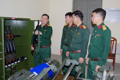 Cục Hậu cần - Kỹ thuật Quân khu 2 kiểm tra tại Bộ CHQS tỉnh