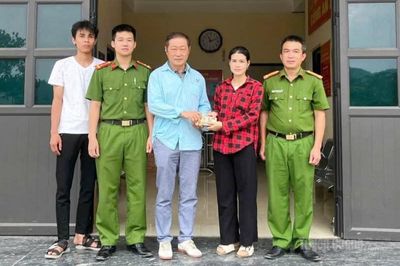 Trả lại 70 triệu đồng cho người nước ngoài chuyển khoản nhầm