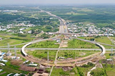 Đồng Nai: Chấm dứt hợp đồng với 2 nhà thầu tại cao tốc Biên Hòa - Vũng Tàu và Vành đai 3