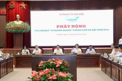 Hà Nội tiếp nhận khoảng 74 tỷ đồng ủng hộ Quỹ 'Vì người nghèo' năm 2026