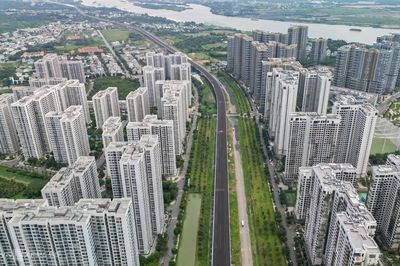 Giá chung cư hạ nhiệt, người dân có nên mua nhà thời điểm này?