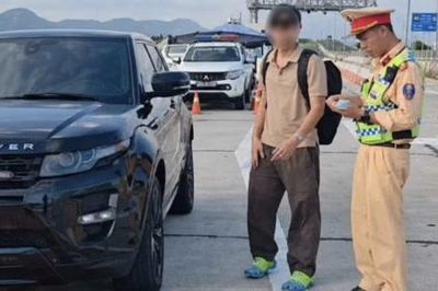 Bị phạt hơn 56 triệu đồng vì điều khiển ôtô không có bằng lái, xe hết hạn kiểm định