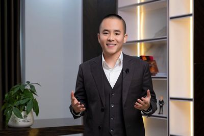 Master Anh Đức, người bán khóa học làm giàu 1,5 tỷ đồng là ai?