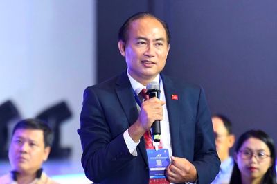 Doanh nghiệp đề xuất phát triển hàng không thông minh, điện gió ngoài khơi