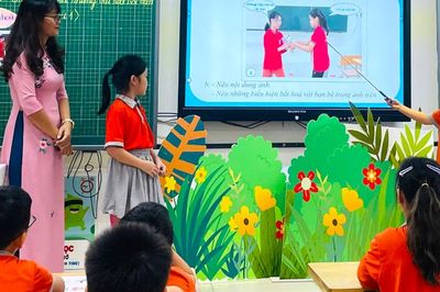 Viên chức muốn chuyển sang vị trí giáo viên cần đáp ứng điều kiện gì?