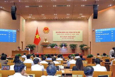 Hà Nội 'chốt' mức hỗ trợ 4 triệu đồng cho phụ nữ sinh đủ 2 con trước 35 tuổi