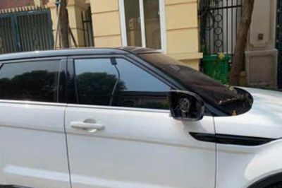 Truy tìm 2 chiếc gương chiếu hậu xe Range Rover bị trộm
