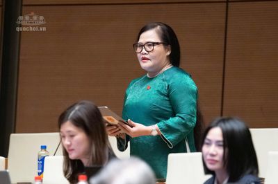 Đề xuất bố đơn thân cũng được ưu tiên mua nhà ở xã hội