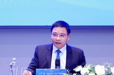 Phấn đấu có những giao dịch đầu tiên tại Trung tâm Tài chính quốc tế trong tháng 11/2026