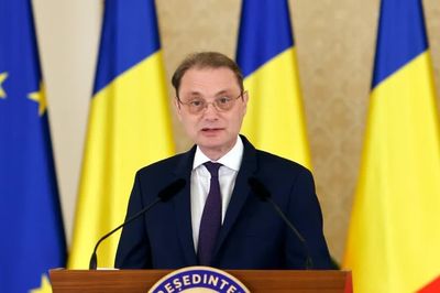 Điện chúc mừng Ngài Luca Niculescu được bầu làm Thủ tướng Romania