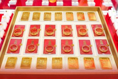 Giá vàng hôm nay (chiều 28-10): Tăng mạnh