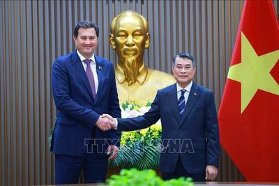 Thủ tướng Lê Minh Hưng tiếp Bộ trưởng Ngoại giao Belarus