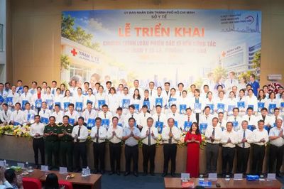 Phó Bí thư Thành ủy TPHCM Nguyễn Phước Lộc: Đưa dịch vụ y tế chất lượng đến gần người dân