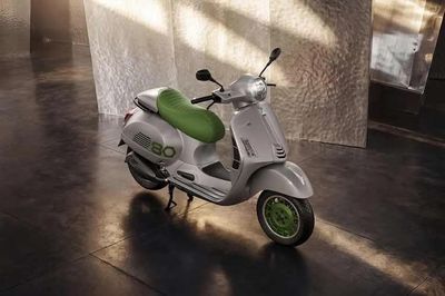 [GALLERY] Vespa Edizione Ottantesimo về Việt Nam giá bán tới 372 triệu đồng