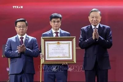 Tổng Bí thư, Chủ tịch nước Tô Lâm dự kỷ niệm 50 năm thành lập Đại học Kinh tế TPHCM