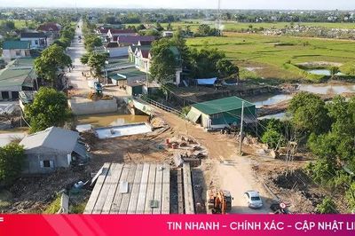 Phân luồng giao thông quốc lộ 15 phục vụ thi công cầu Chợ Giấy