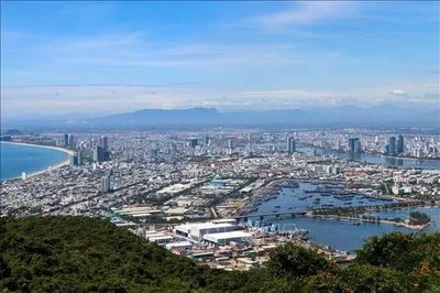 Ưu tiên chuyển đổi trụ sở dôi dư sang phục vụ y tế, giáo dục