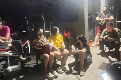 Trường Tiểu học Hoài Đức (Hà Nội): Phụ huynh yêu cầu làm rõ nguồn gốc thực phẩm bán trú