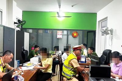 Đừng đánh đổi an toàn vì những bức ảnh 'sống ảo'