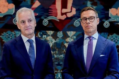 Lãnh đạo Phần Lan, Na Uy trao đổi với Tổng thống Putin về đàm phán Ukraine