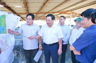 Phó Chủ tịch UBND tỉnh Trịnh Minh Hoàng kiểm tra tiến độ thực hiện các dự án điện hạt nhân
