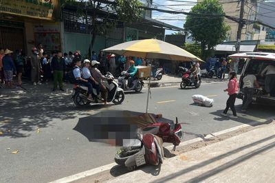 TP.HCM: Bị xe máy tông trúng, người đàn ông đi bộ tử vong tại chỗ