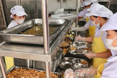 Hướng dẫn phụ huynh tra cứu bữa ăn bán trú qua iHanoi