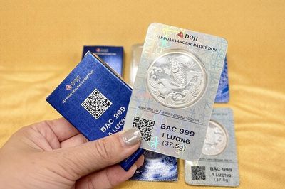 Bạc DOJI áp sát 2 triệu đồng/lượng, các thương hiệu chênh giá đáng kể