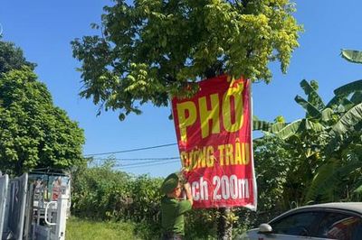 Xóa 'rác trời' ở xã Thiên Lộc