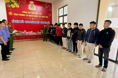 Đắk Lắk: Khởi tố 13 đối tượng trong vụ hỗn chiến trên phố