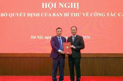 Giáo sư, Tiến sĩ Trần Đại Lâm giữ chức Phó Chủ tịch Viện Hàn lâm Khoa học và Công nghệ Việt Nam
