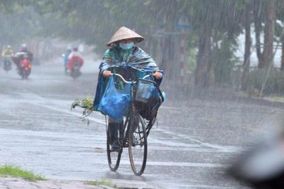 Thời tiết hôm nay (29-10): Mưa dông bao trùm nhiều khu vực, nguy cơ lốc, sét, mưa đá