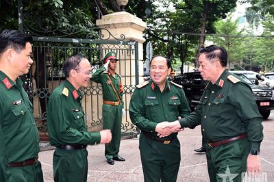 Đại tướng Nguyễn Trọng Nghĩa dự Lễ tổng kết, trao giải Cuộc thi viết 'Những tấm gương bình dị mà cao quý'
