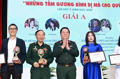 Vinh danh những tấm gương bình dị mà cao quý