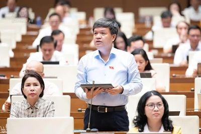 Đề nghị quy định ngay trong Luật Đất đai các giao dịch bắt buộc công chứng