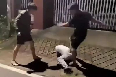 Công an xác minh clip nam thanh niên chậm phát triển bị đánh hội đồng ở Lâm Đồng