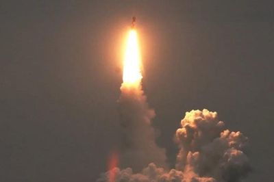 Tên lửa Bulava tầm bắn 10.000km, 10 đầu đạn MIRV, 'át chủ bài' của tàu ngầm Borei-A