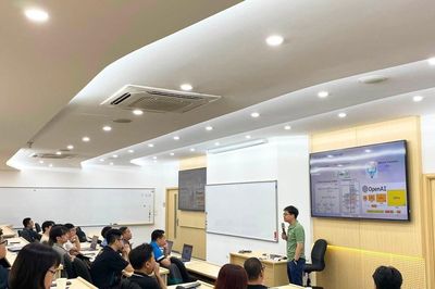 Sinh viên công nghệ vào nghề ngày càng sớm, kỹ sư lâu năm giữ lợi thế bằng gì?