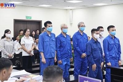 Hoãn xử cựu Phó Chủ tịch UBND tỉnh Thanh Hóa Lê Đức Giang cùng nhóm 'cát tặc'