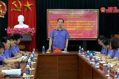 Phó Viện trưởng VKSND tối cao Trần Hải Quân làm việc tại VKSND khu vực 1, tỉnh Cao Bằng