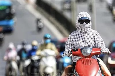 El Nino khiến nắng nóng bất thường kéo dài ở miền Bắc