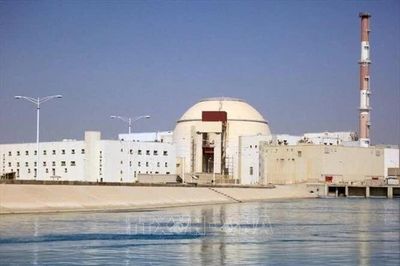 Nga đưa thêm hơn 500 chuyên gia tới nhà máy điện hạt nhân Iran, xây thêm 2 tổ máy