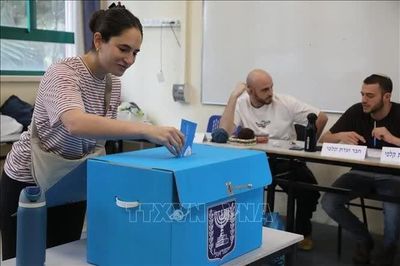 Lý do quân đội Israel dùng trực thăng vận chuyển thùng phiếu trong đêm