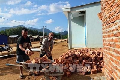 Di dời dân khỏi vùng sạt lở, tạo nền tảng an cư bền vững ở Trà Leng