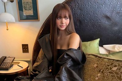 Lisa (BLACKPINK) gây chú ý sau tin đồn hẹn hò nam diễn viên Thái Lan